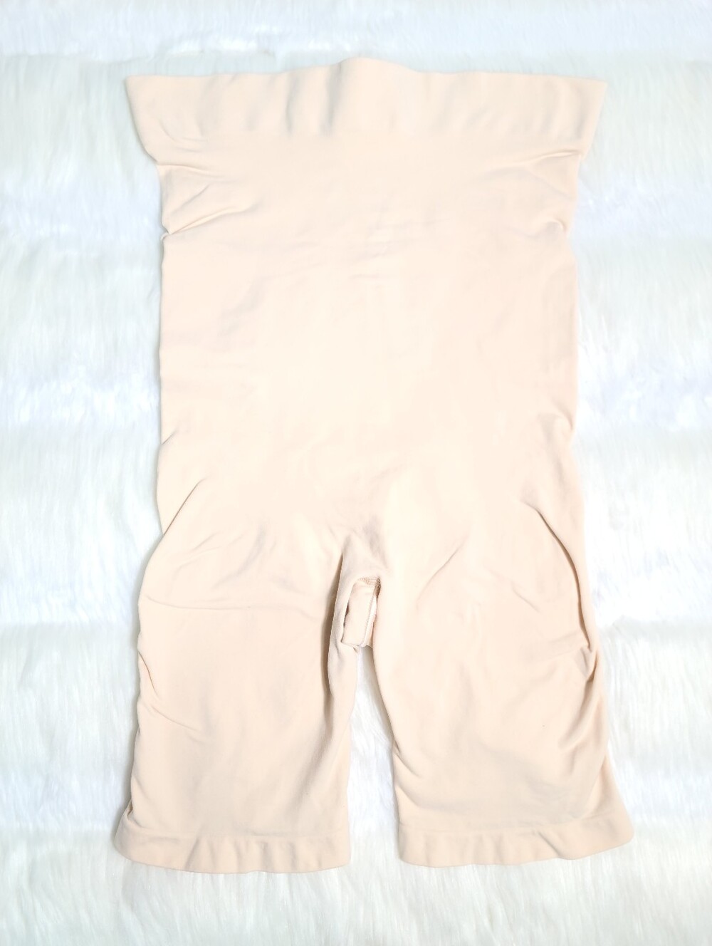 SKIMS Seamless Sculpt Mid Thigh Shorts Sand Women XL NEW